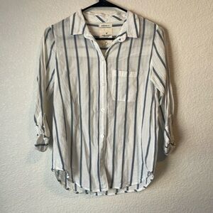 American Eagle Outfitters Boyfriend Fit button up women’s collared shirt xxs